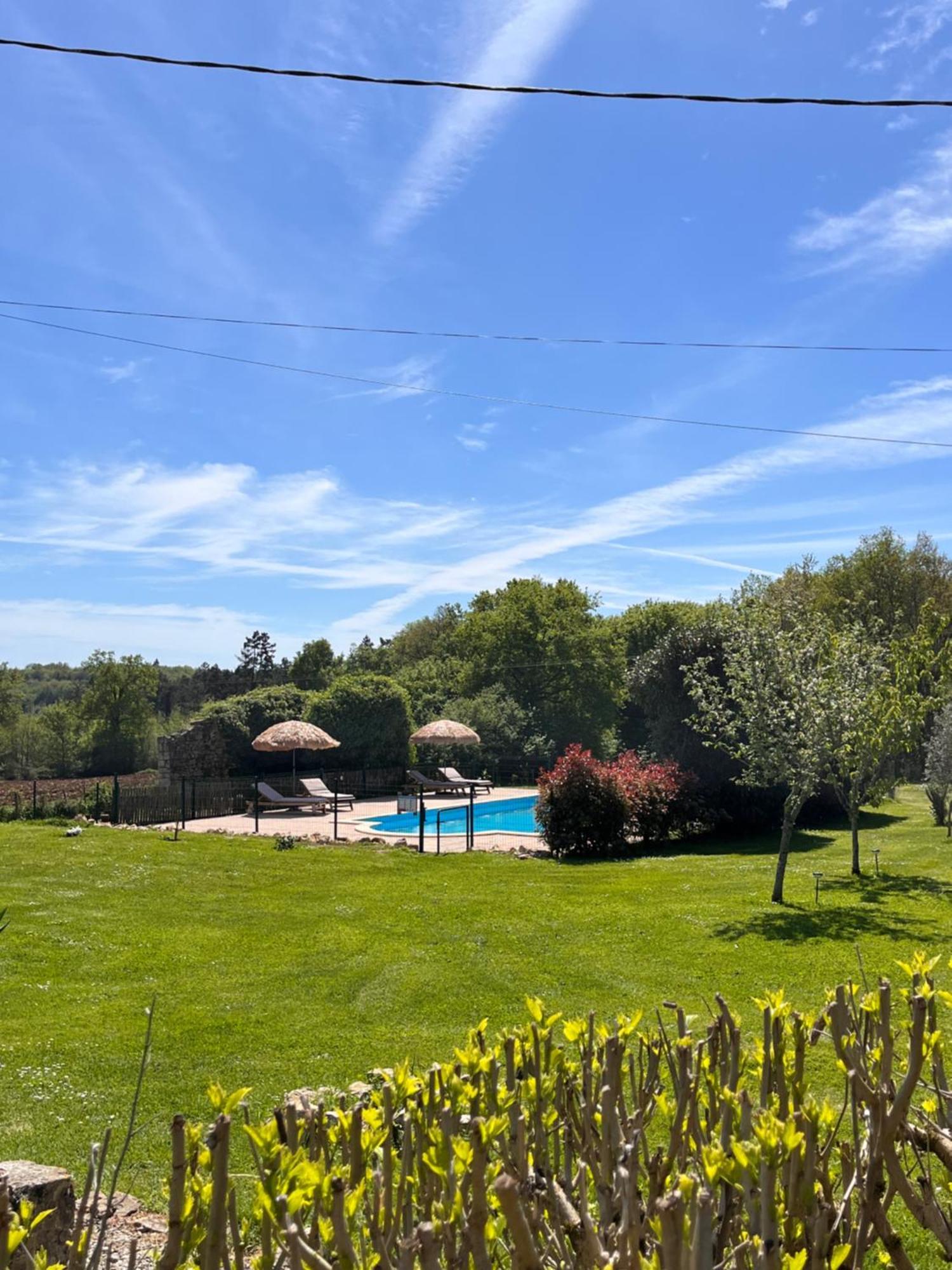 Le Plantier2 Villa Beaulieu-sur-Sonnette Luaran gambar